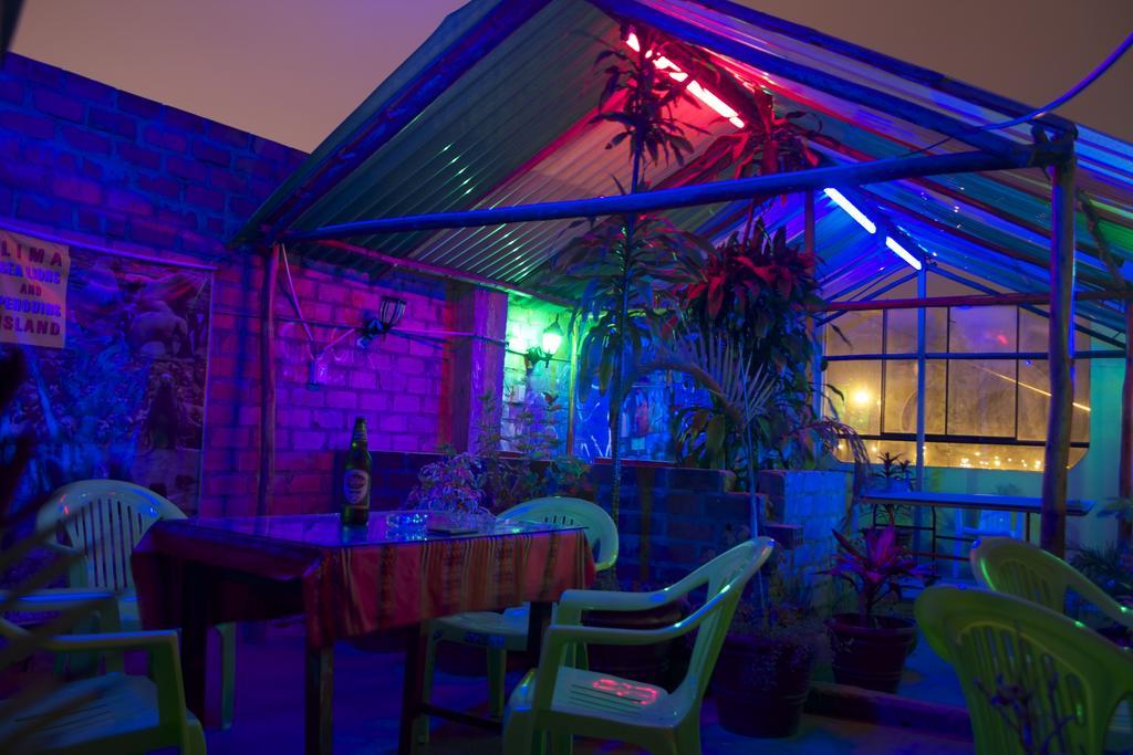 Paypurix Hostel Lima Airport Exterior photo